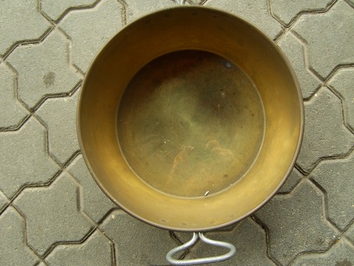 Alte messingschüssel mit - mit, 2