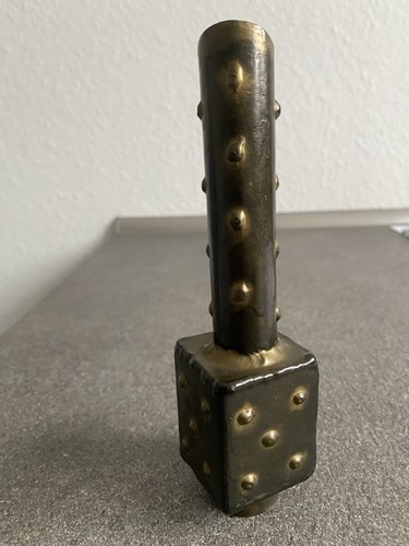 Metallvase mit griff - mit,