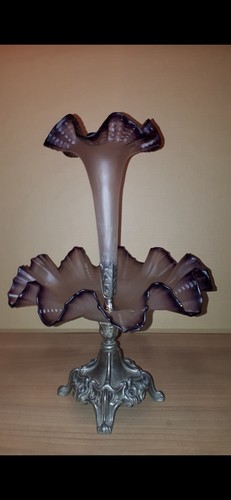 Alter tafelaufsatz metallguss - tafelaufsatz,