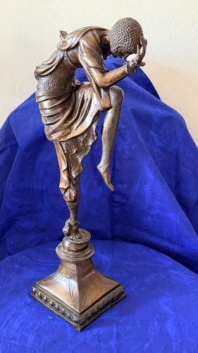Jugendstil figur sehr - jugendstil,
